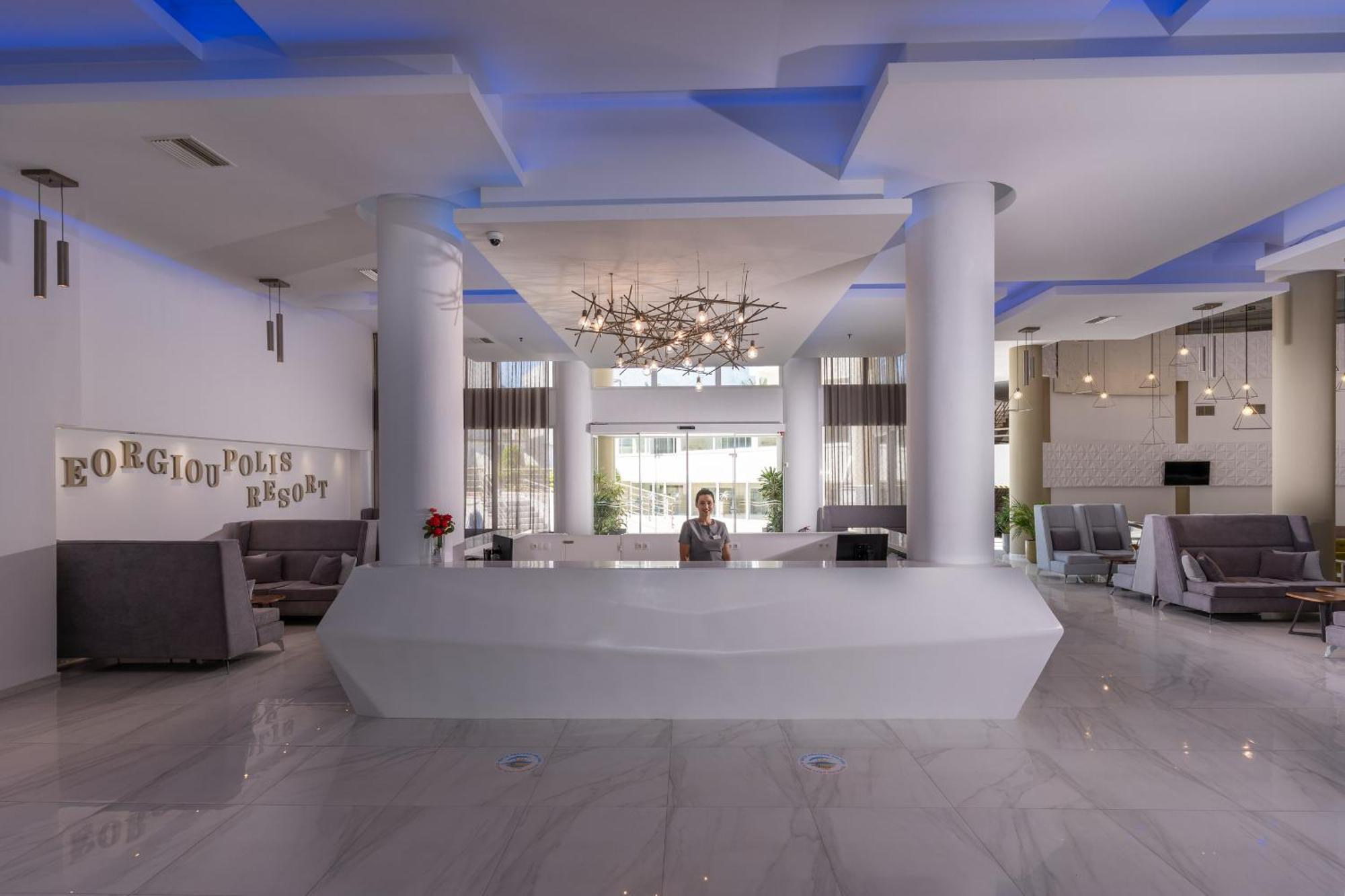 Georgioupolis & Aqua Park Resort La Canea